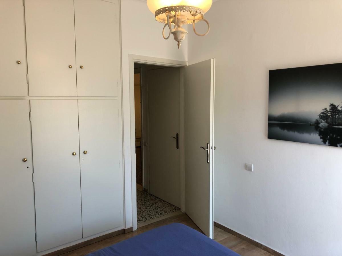 Metaxourgio Spacious Two Bedroom Apartment Atenas Exterior foto