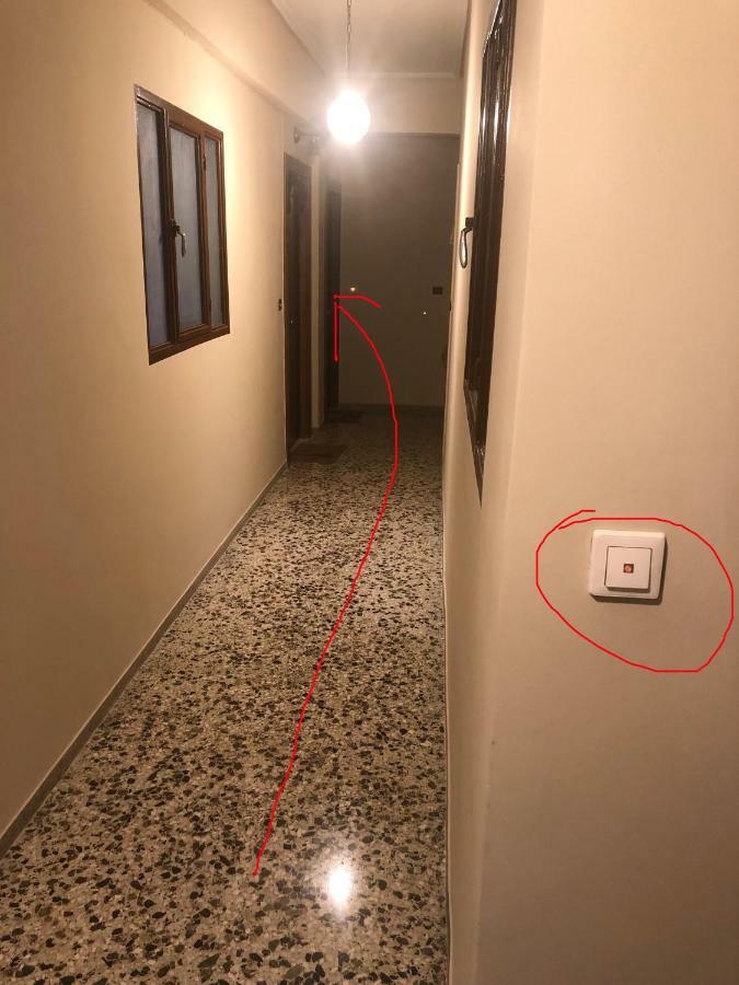 Metaxourgio Spacious Two Bedroom Apartment Atenas Exterior foto
